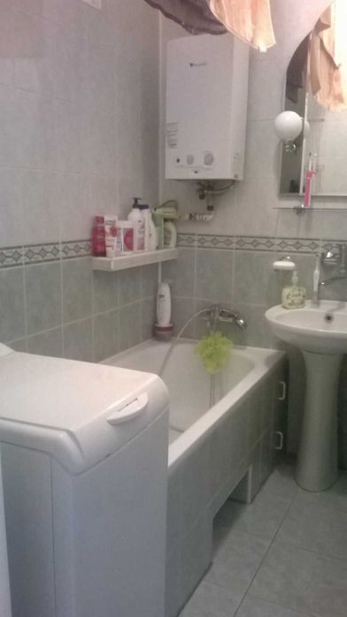 Pokój do wynajęcia blisko UM.  Wolny od 1.07
