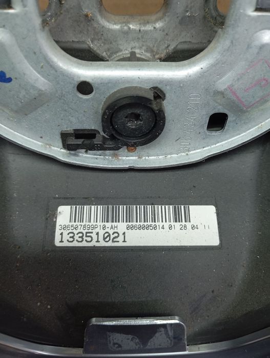 Opel astra J руль кермо штурвал