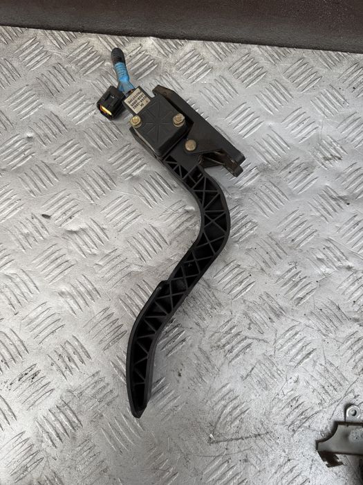 Педаль газа газ 25 диз Kia Pregio 2002 Киа престижио