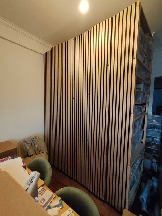 Estantes IKEA IVAR com ripado lateral decorativo