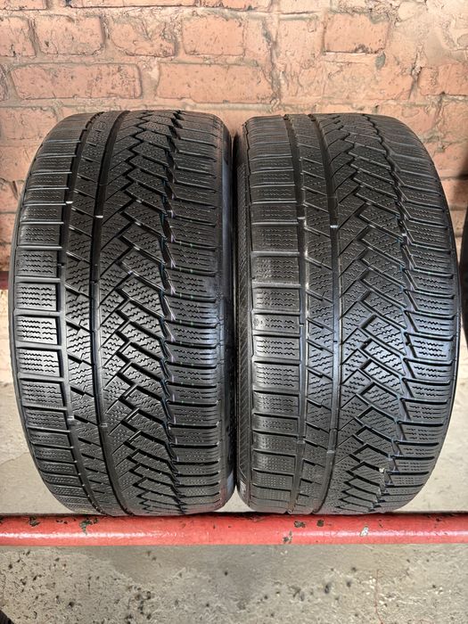 Пара зимових шин 225/35R18 Continental