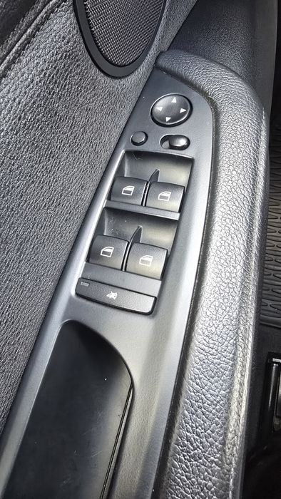 Продам ОФІЦІЙНИЙ BMW х5 е70 Дизель 2012року
