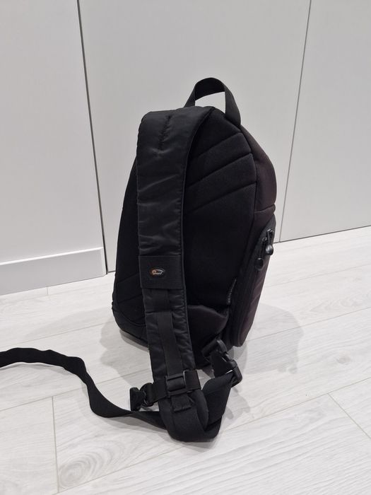 Фото рюкзак / сумка для фотоапарату Lowepro SlingShot 200 AW