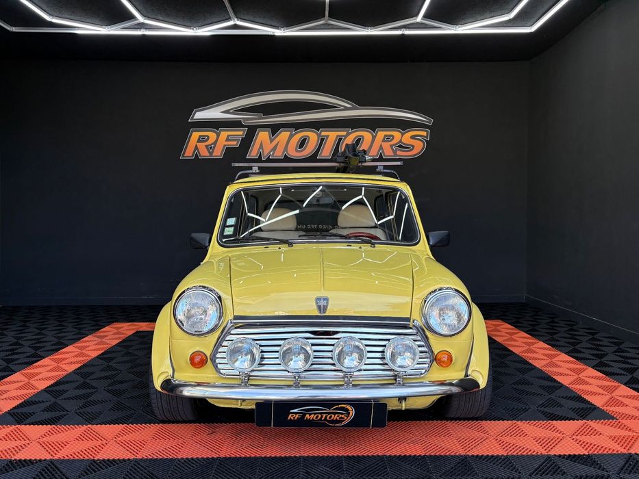 MINI 1000475956331110082561