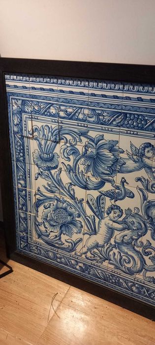Painel de azulejos pintados à mão Viúva Lamego