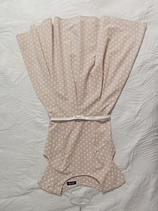 Piękna elegancka sukienka beżowa w grochy 36 S