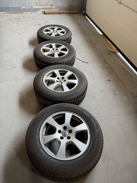 Koła zimowe  235/65 R17 5x108 VOLVO XC60