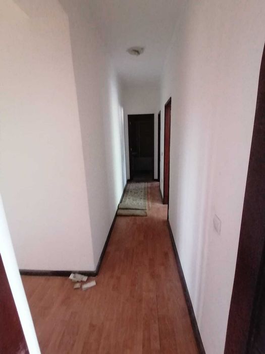 VENDO/ALUGO T3 com boas areas  e terraço