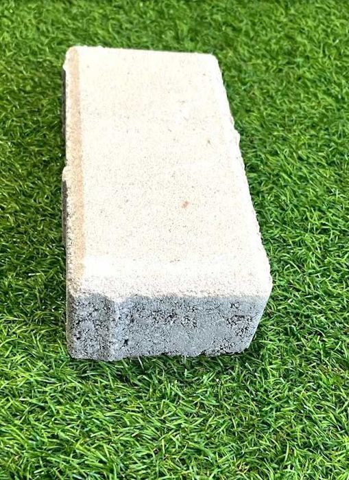 Blocos de Pavê Holanda Branco – Novos, 70m² (cerca de 3.500 unidades)