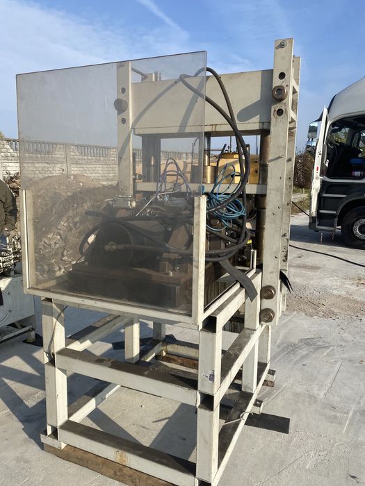Prasa hydrauliczna wielofunkcyjna