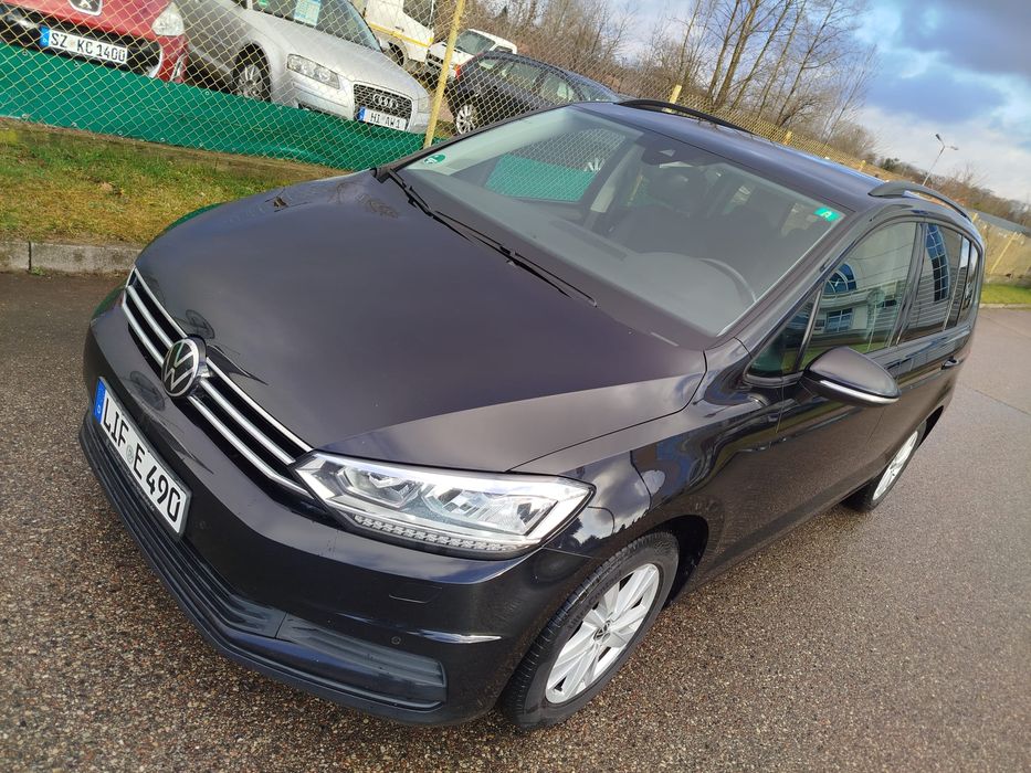 Volkswagen Touran 2.0 TDI DSG  150 KM ASO