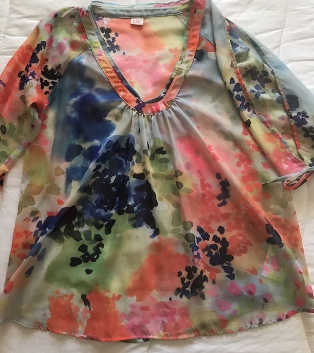 Top em tecido Guess- tamanho único