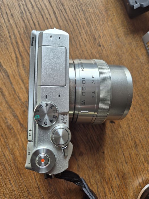 Nikon 1 J5 Silver + 10-30mm PD-Zoom | Statyw | Torba | Adapter K&F | Zestaw