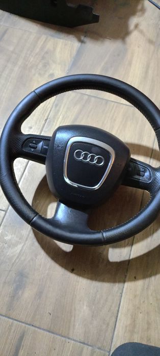 Kierownica trójramienna skórzana Audi A4 B7