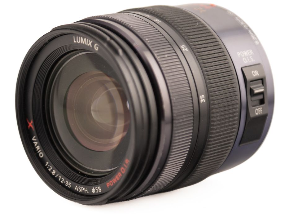 Obiektyw Panasonic Lumix G X VARIO 12-35 mm f/2.8 Power O.I.S pod Micro 4/3