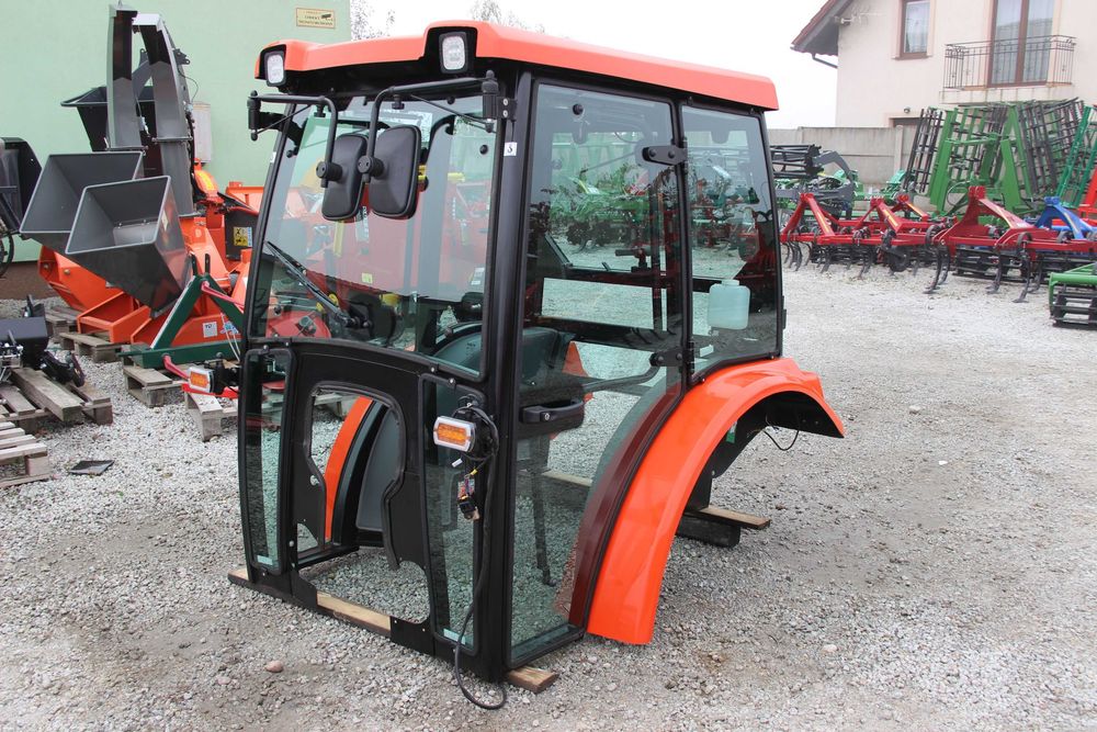 Kabina sadownicza kabiny Naglak C360 C360 z błotnikami Komfort