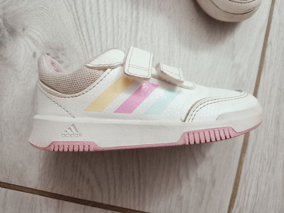 Adidaski dla dziewczynki 26 Adidas