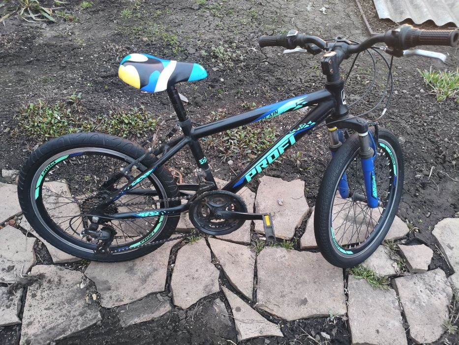 Продам дитячий спортивний велосипед