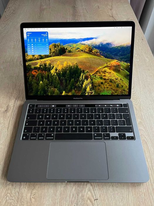 MacBook Pro M2 13" | 16GB RAM | 512GB SSD | Idealny + Hub USB-C Epico