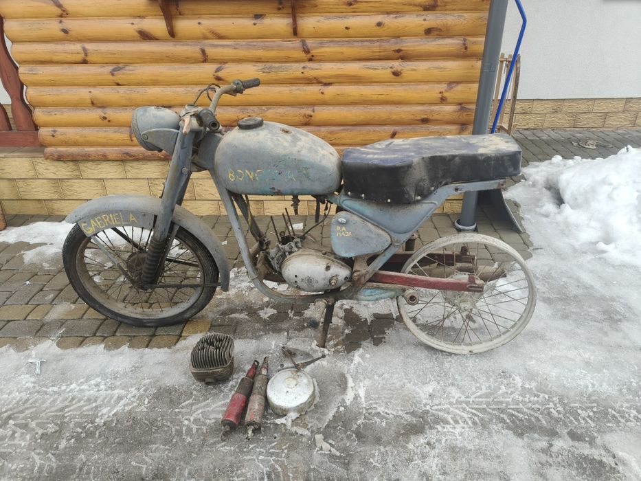 WSK 125 wfm shl stan i kompletność jak na foto.Brak tabliczki znamiono