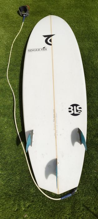 Prancha suf single fin marocco