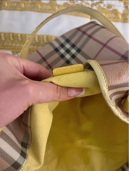 Saco Burberry Haymarket Amarelo Tote Bag