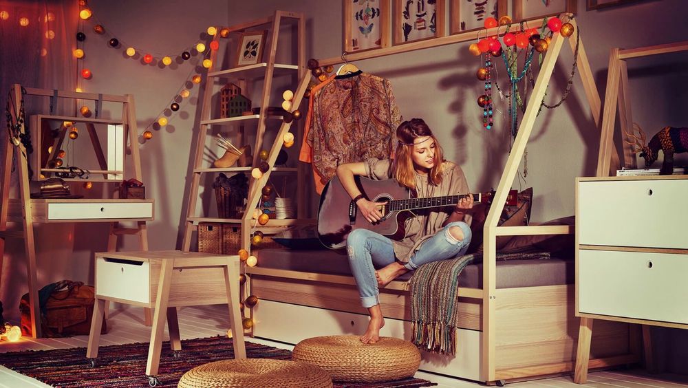 Zestaw mebli Vox ( 8 elementów plus akcesoria )  Vox model Spot ,