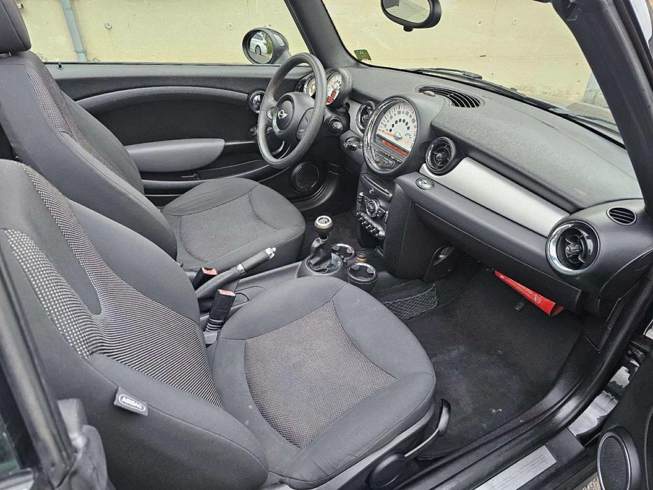 Mini cooper 1.6 d cabrio