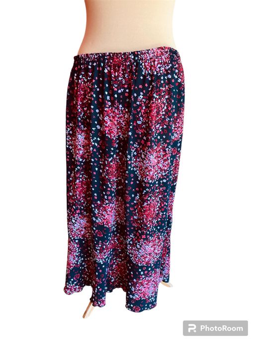 Spodnica w drobne kwiatki