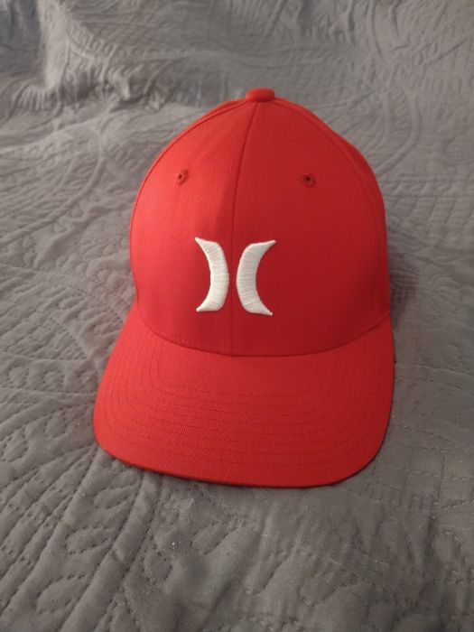 Boné vermelho Hurley