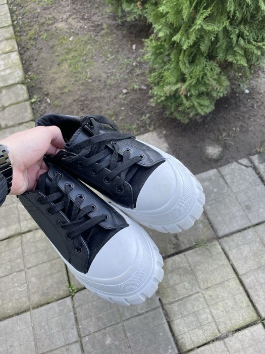 Нові кеди на платформі