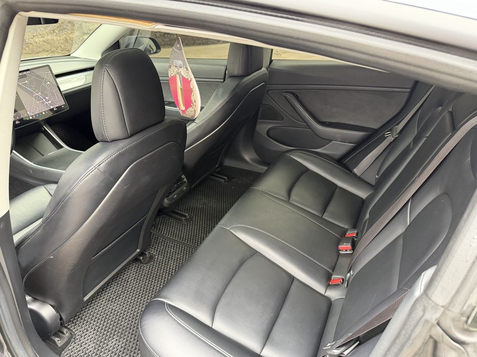 Tesla 3 повний привід, запас ходу 400+, обмін