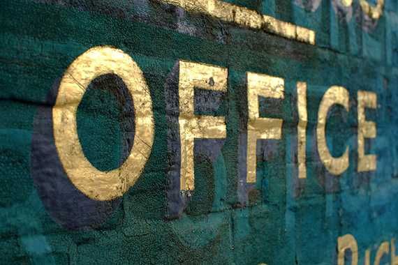 Lettering & Sign Writing Profissional · Cartazes Pintados à Mão