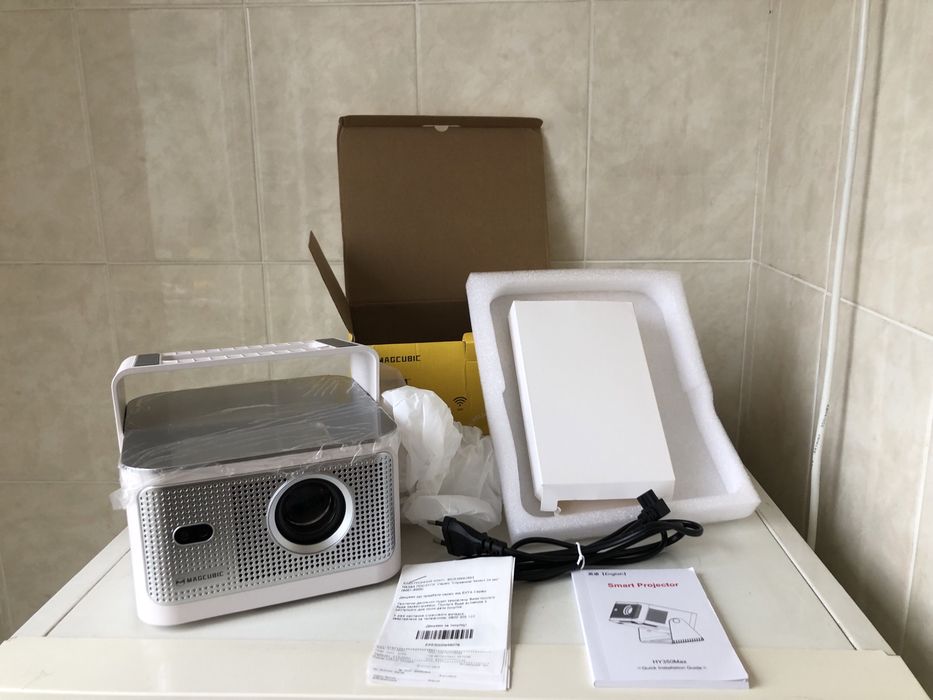 Смарт проектор Magcubic HY350 Max Налаштований
