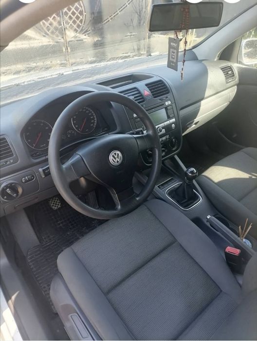 Продам гольф 5  . Ціна 4150 доларів