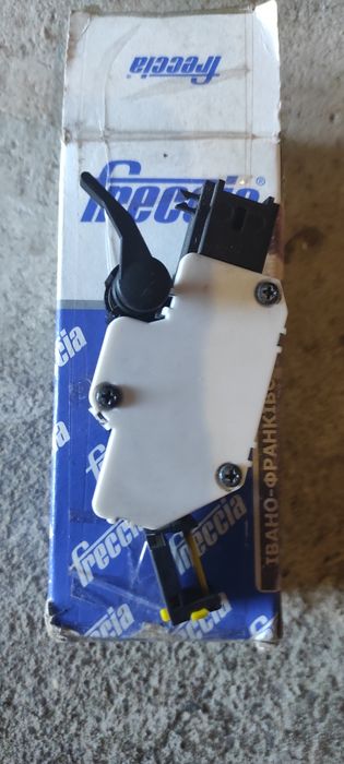 Датчик положення педалі зчеплення