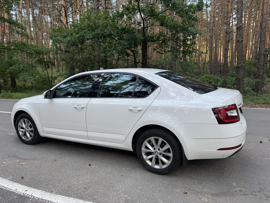 Продам машину skoda octavia a7