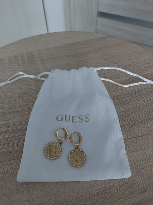 Kolczyki Guess w kolorze złotym