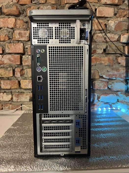 Робоча станція Dell 5820 Xeon W-2123