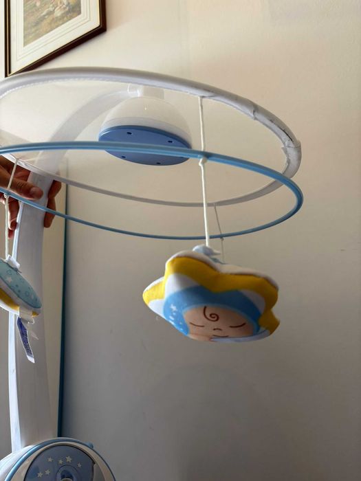 Brinquedo para berço