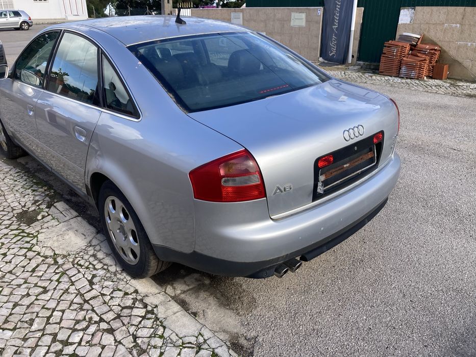 AUDI A6 ano 2001