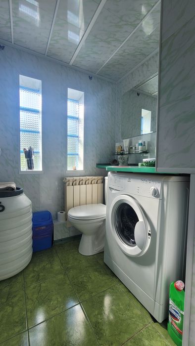 Продам будинок в Марганці.