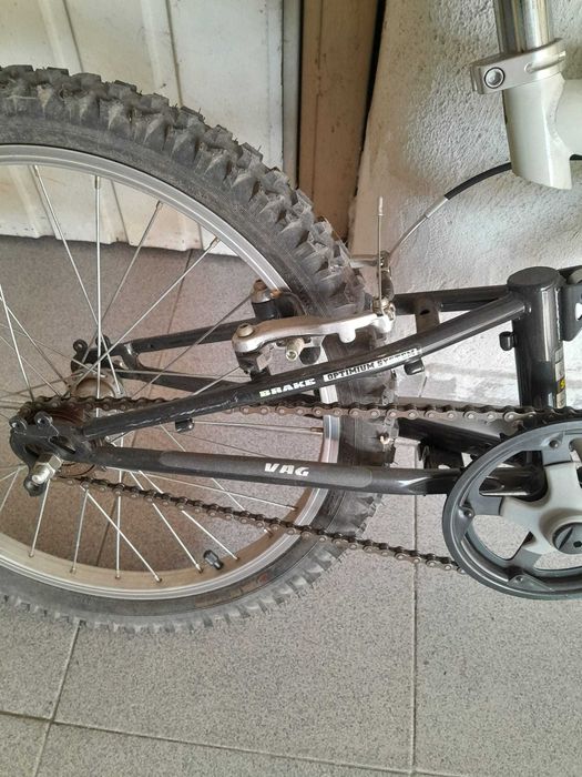 Bicicleta BTT com suspensão – bom estado