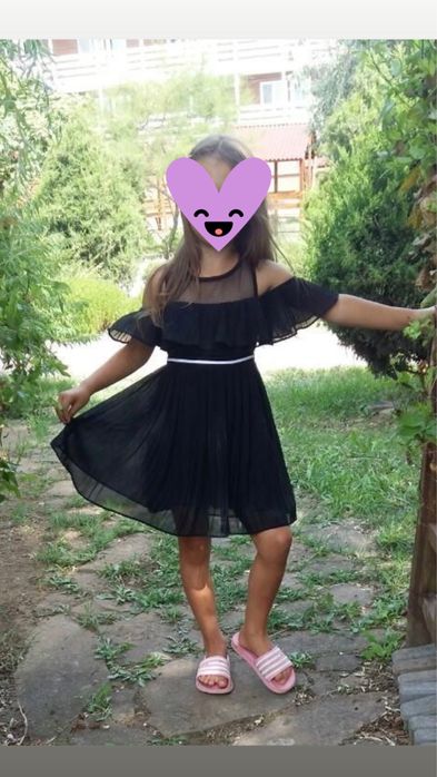 Сукня на дівчинку 110-116 см.