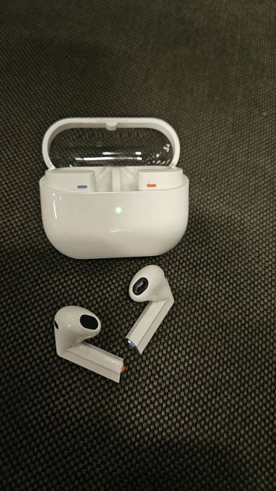 Samsung buds 3..