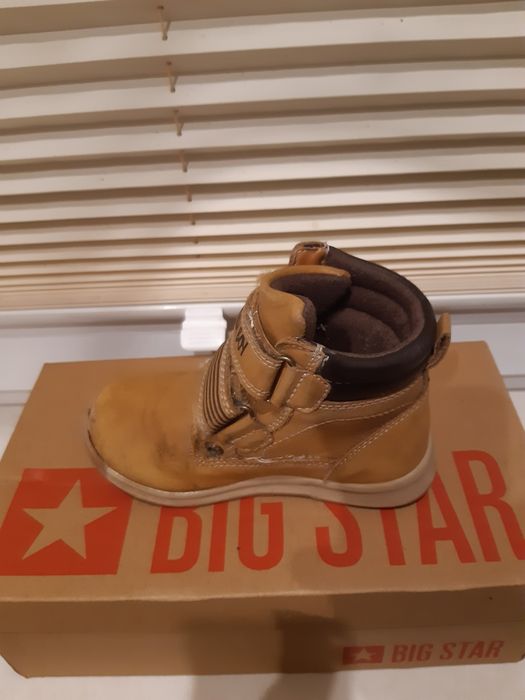 Buty jesienne roz. 26 (stan dobry)