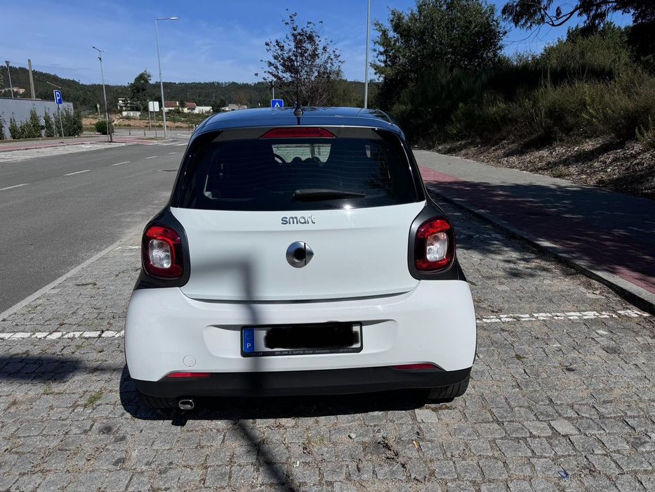 Carro Smart forfour