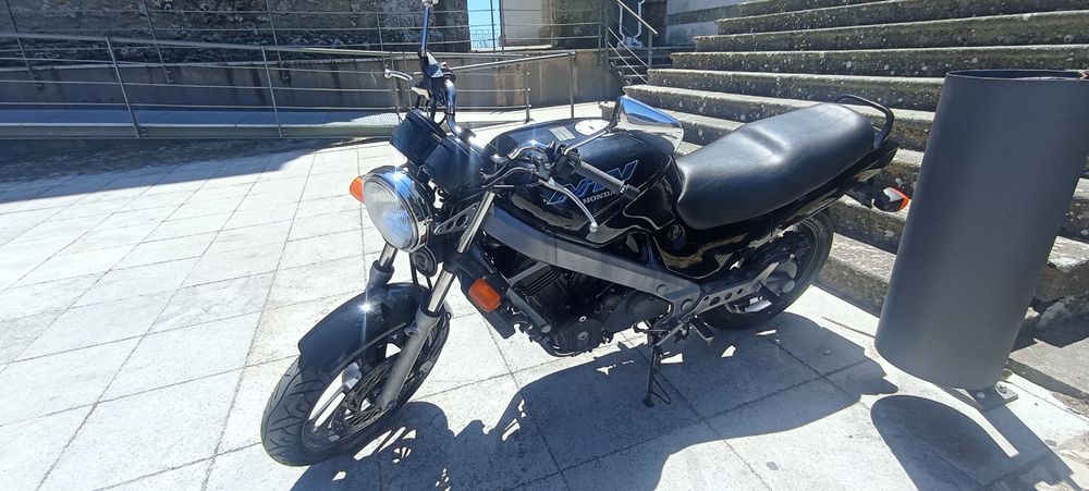 Honda NTV 650 original