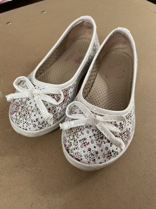 Baleriny/ buty wizytowe dla dziewczynki