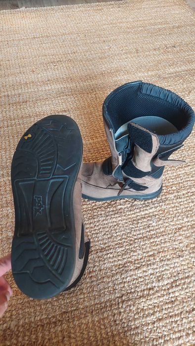 Motocyklowe buty turystyczne Xpd z nembaną H2Out